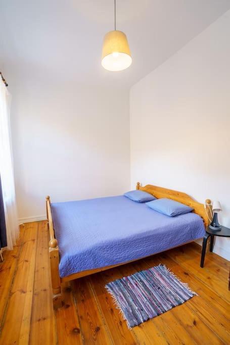 Two Bedroom Ausekla Apartment Liepāja Esterno foto